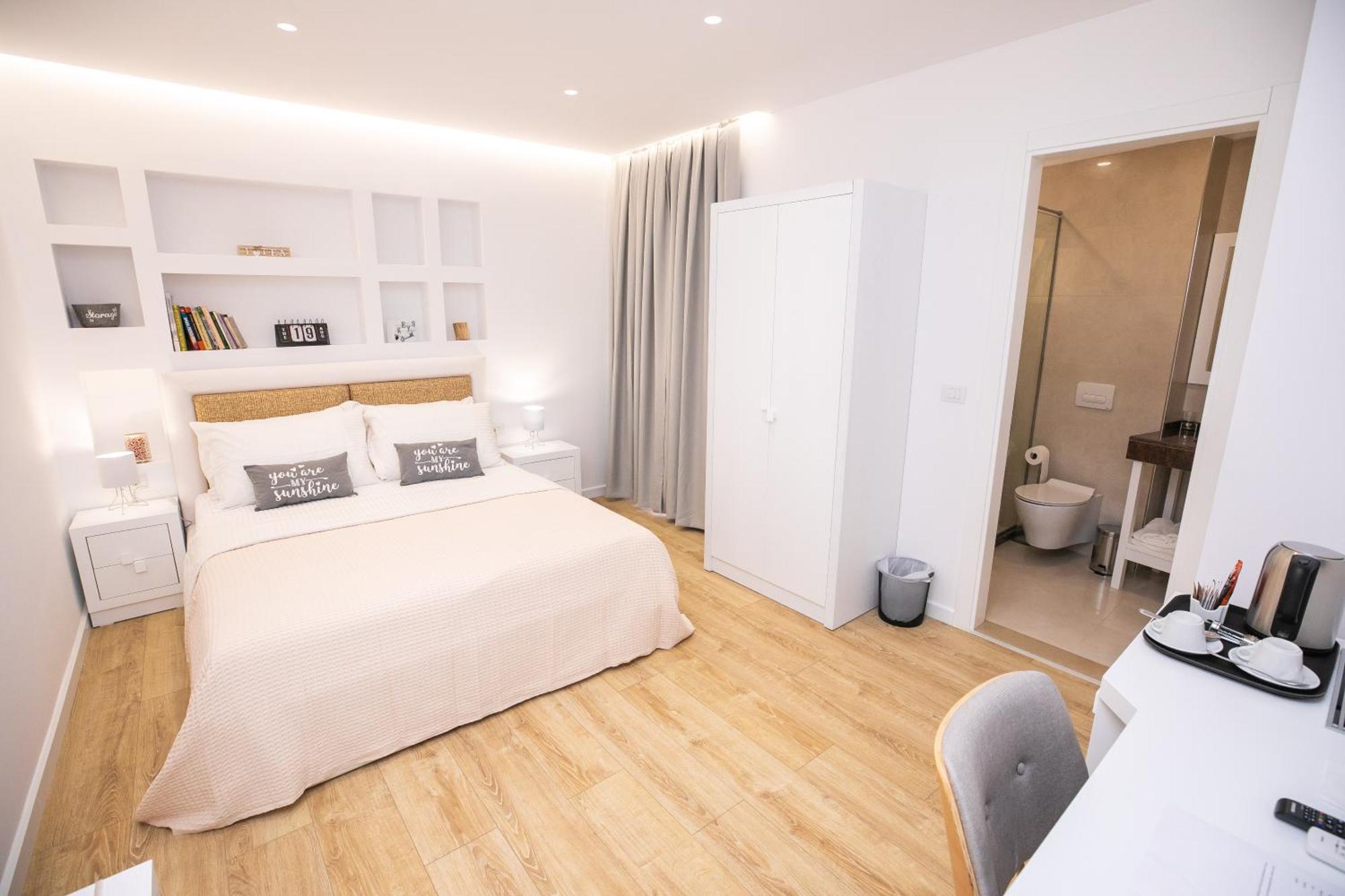 טיראנה Hotel Elior מראה חיצוני תמונה